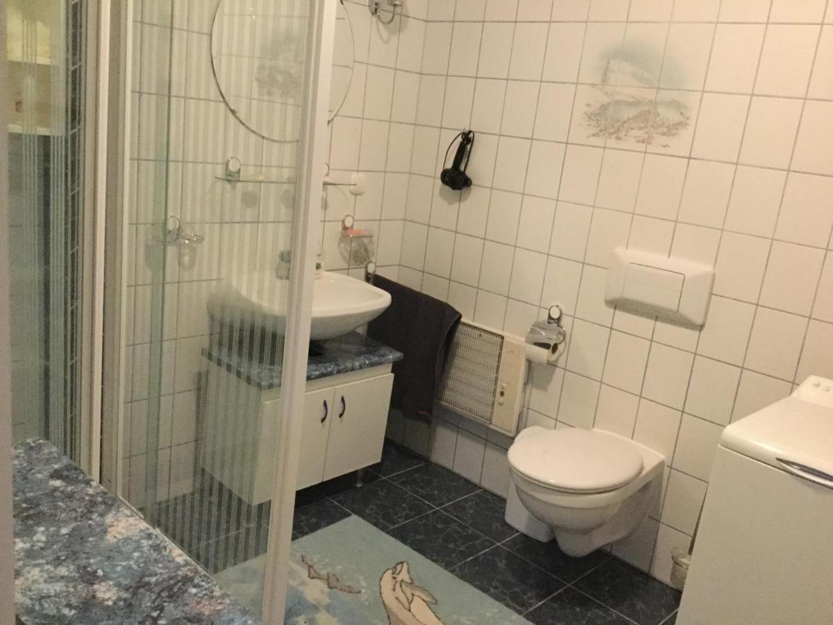 Sueti Nyaralo Villa Balatonmariafurdo Luaran gambar